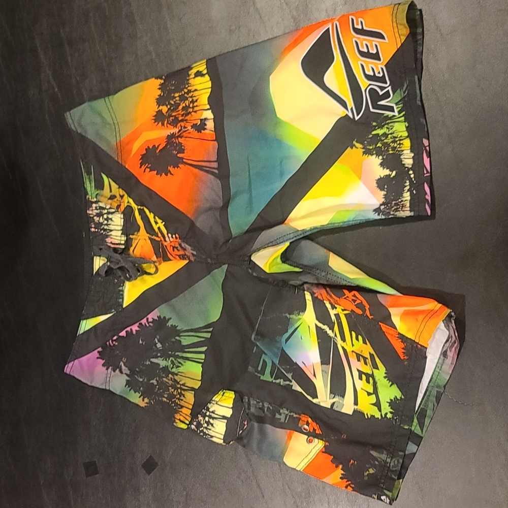 Reef board shorts black multicolor beach pattern 34